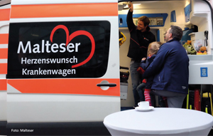 Treppenhaus-Dialog SystemGesundheit: Als ehrenamtlicher Arzt in einem Krankenwagen für Unheilbare – Dr. Lutz Thoma